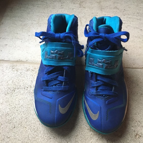 blue lebron soldier 7